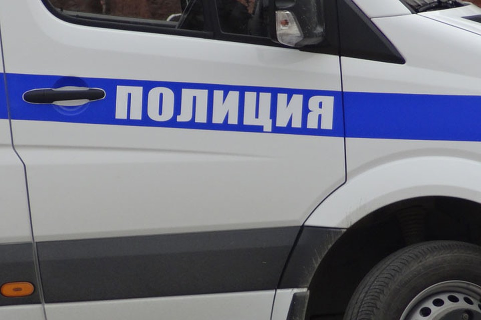 В Пуровском районе двое подростков проломили потолок и проникли в сельский магазин