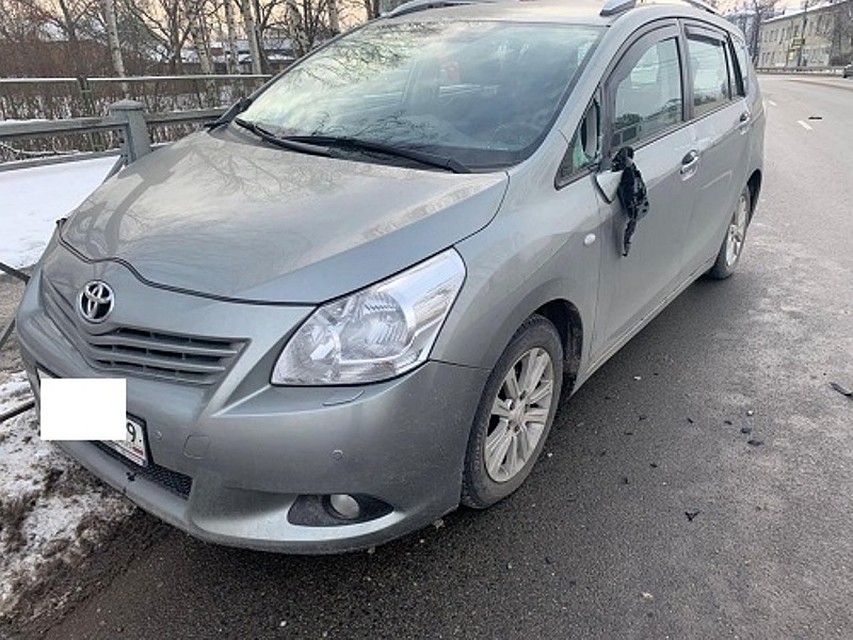 "Тойота" пострадавшая в ДТП на Невского