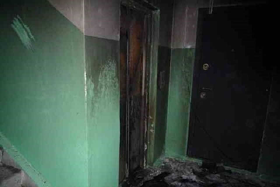 Полиция задержала поджигателей лифта в Усть-Илимске: ими оказались двое подростков.