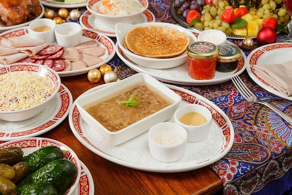 Иностранцам расскажут, что русская кухня - это не только икра и водка. Фото предоставлено Stroganoff Group
