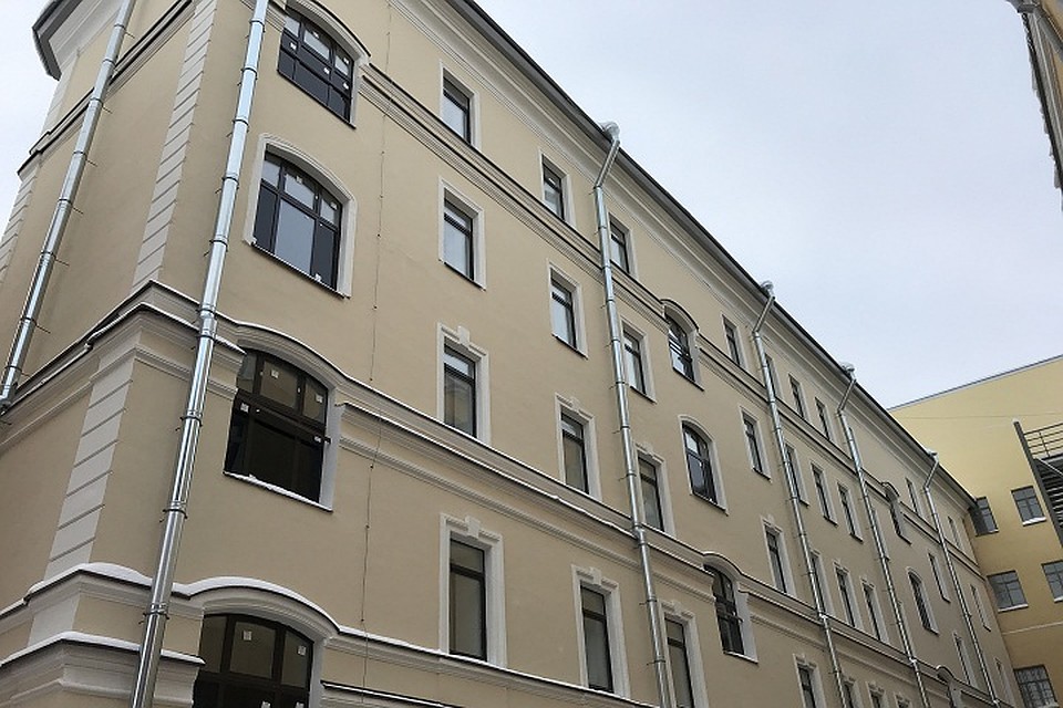 В Петербурге открыли здание общежития академии Следственного комитета. Фото: Пресс-служба ГК "РосСтройИнвест"