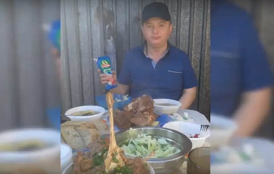 Вячеслав Цеповяз в колонии строго режима. Судя по фото, его там хорошо кормят