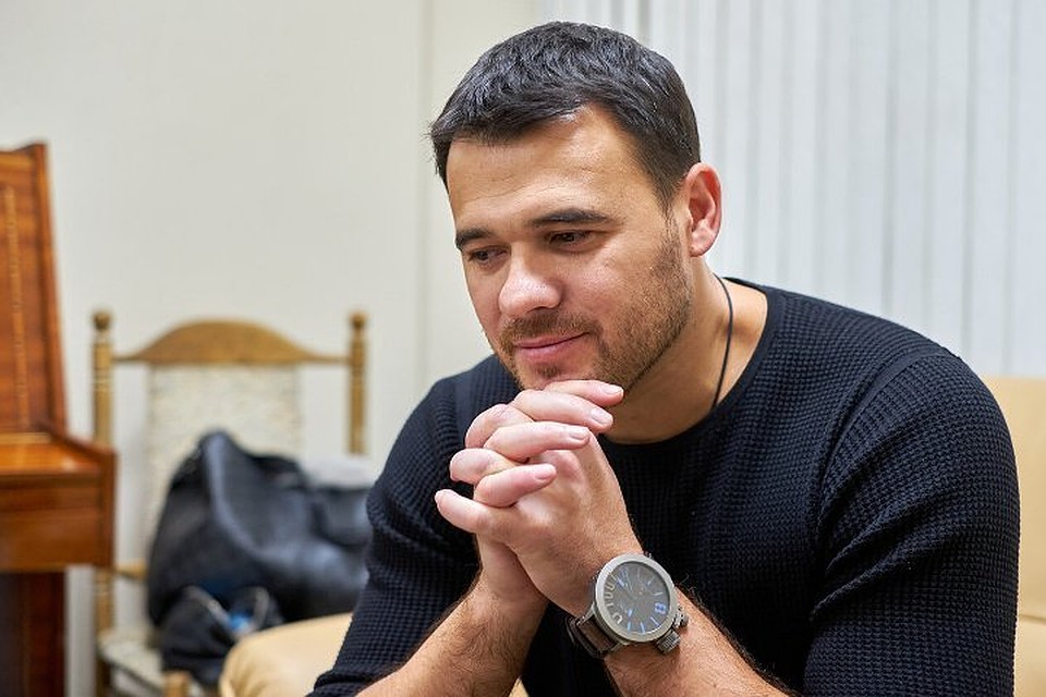 Артист переживает за поклонников из США и Канады, которые не смогут посетить концерт в ближайшее время.