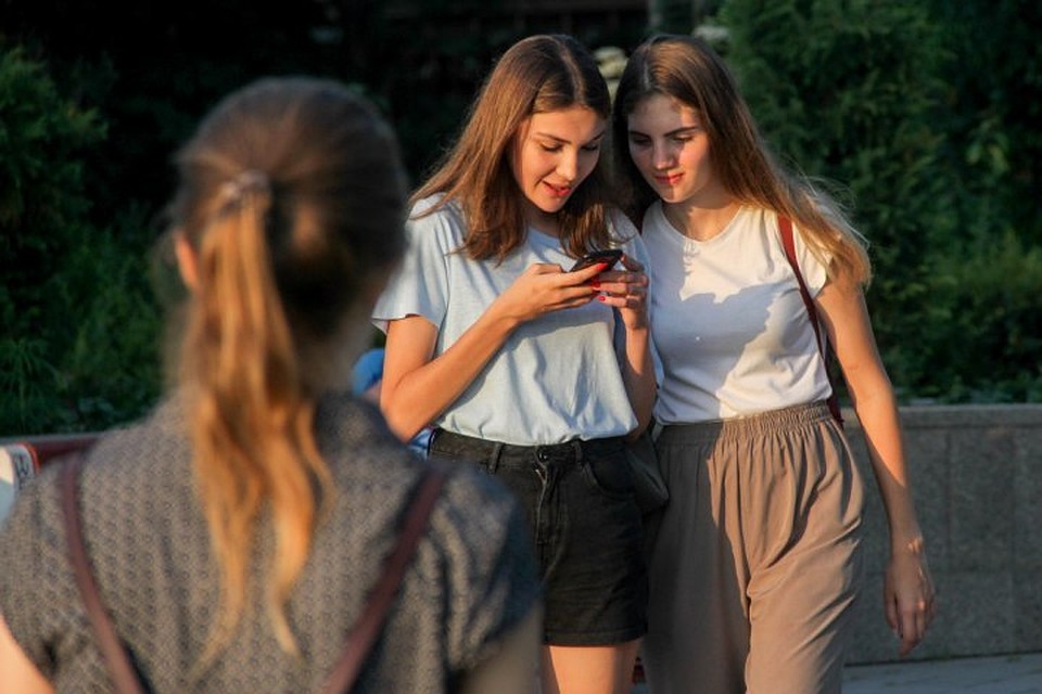 Молодые приморцы, к слову говоря, считают: нужно взять от жизни всё