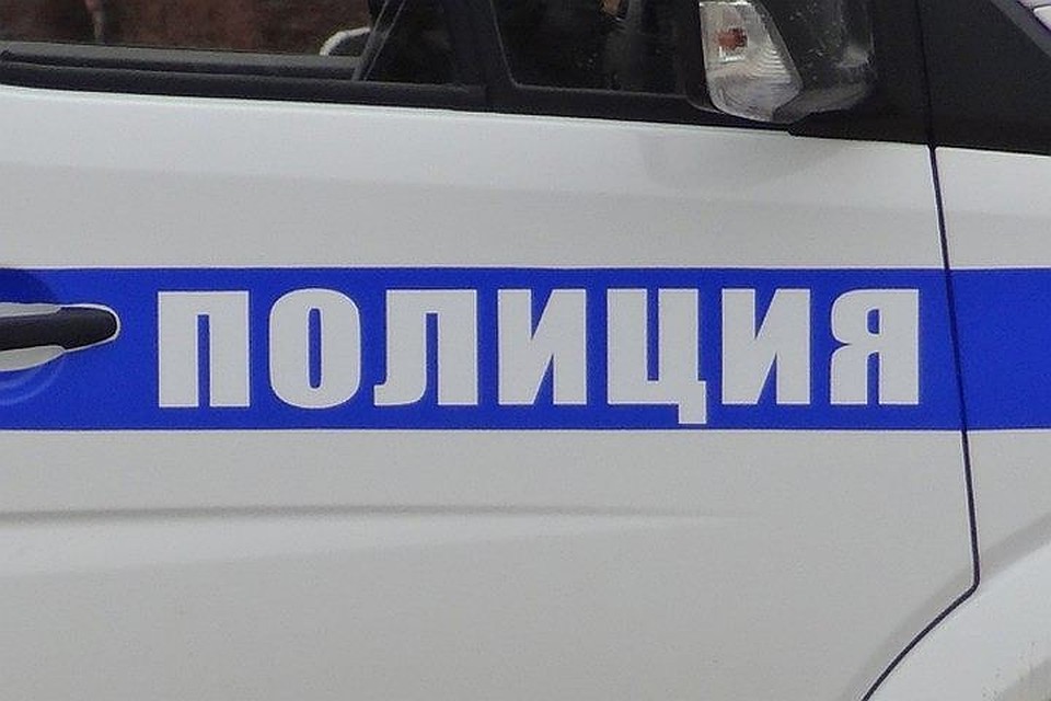 Ноябрянин под камерами видеонаблюдения вынес из магазина 12 акустических колонок