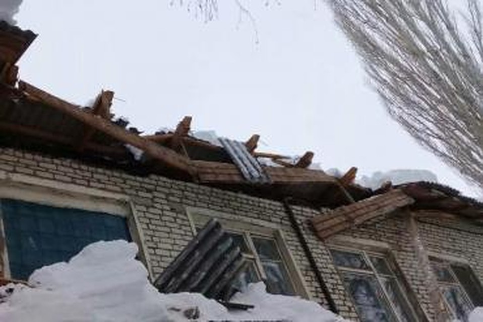 В детсаду Пугачева рухнула крыша. Фото прокуратуры области