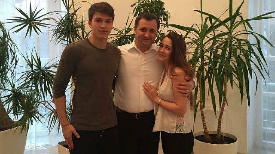 Владимир Филат с детьми.