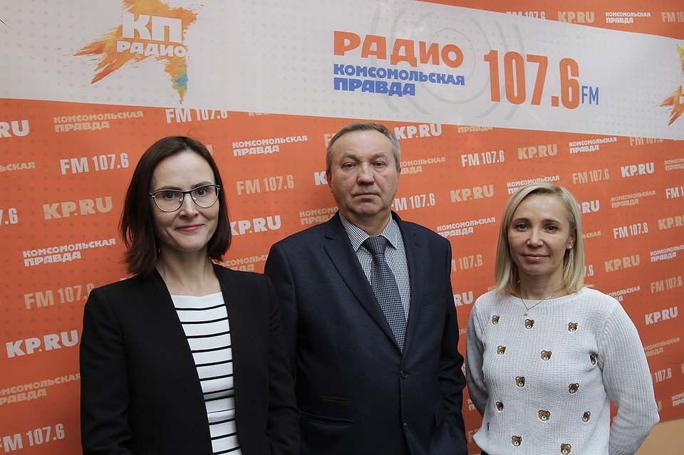 Татьяна Красноперова, директор по развитию компании "Литум", Алексей Чунарев, зам.генерального директора АО "ИКУР" и Наталья Малинина, руководитель офиса продаж компании "Рентек-Строй"