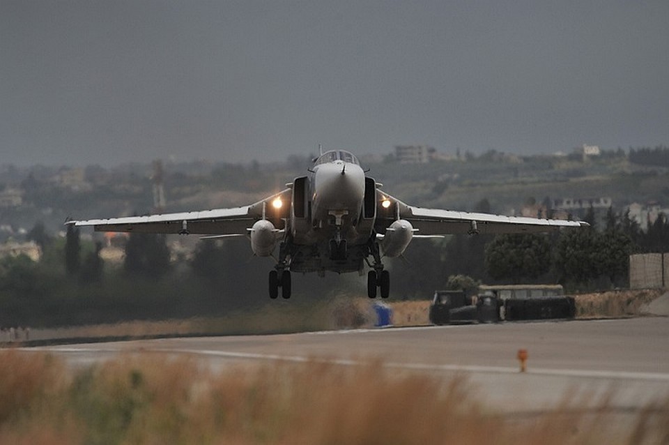 Экипажи самолетов Су-24 успешшно выполнили задачу.