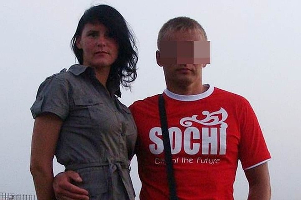 На этом снимке молодая семейная пара выглядит вполне счастливой. До трагедии еще далеко... Фото: личный архив Яны Нюдиковой