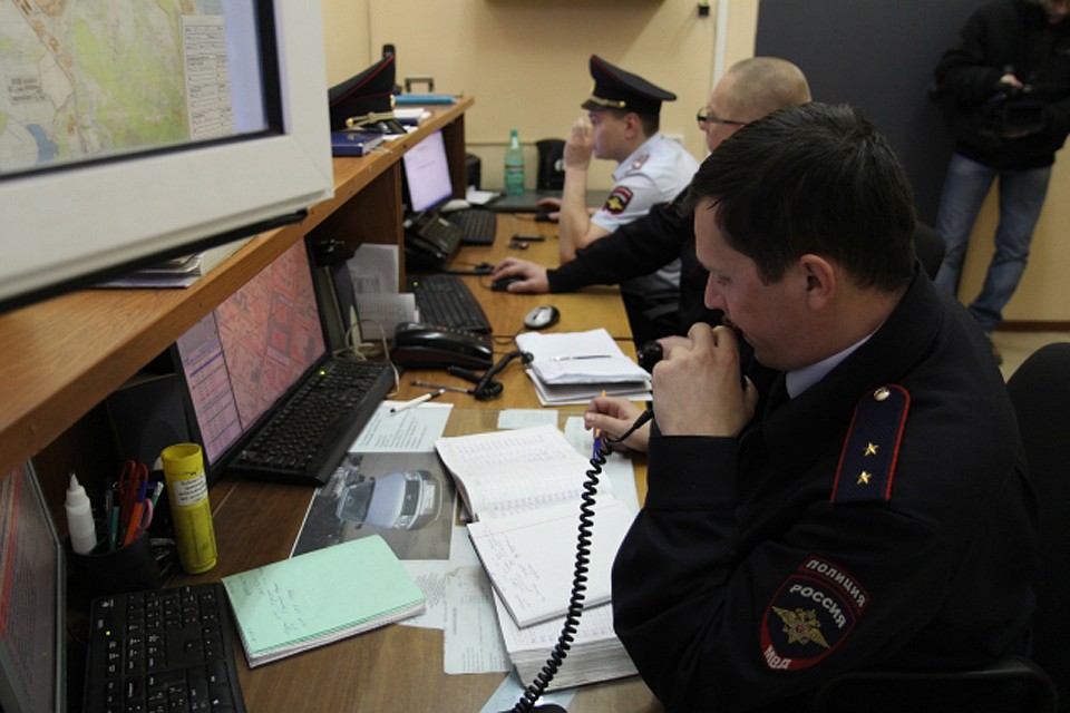 Выполнять свои обязанности полицейским не всегда бывает безопасно.