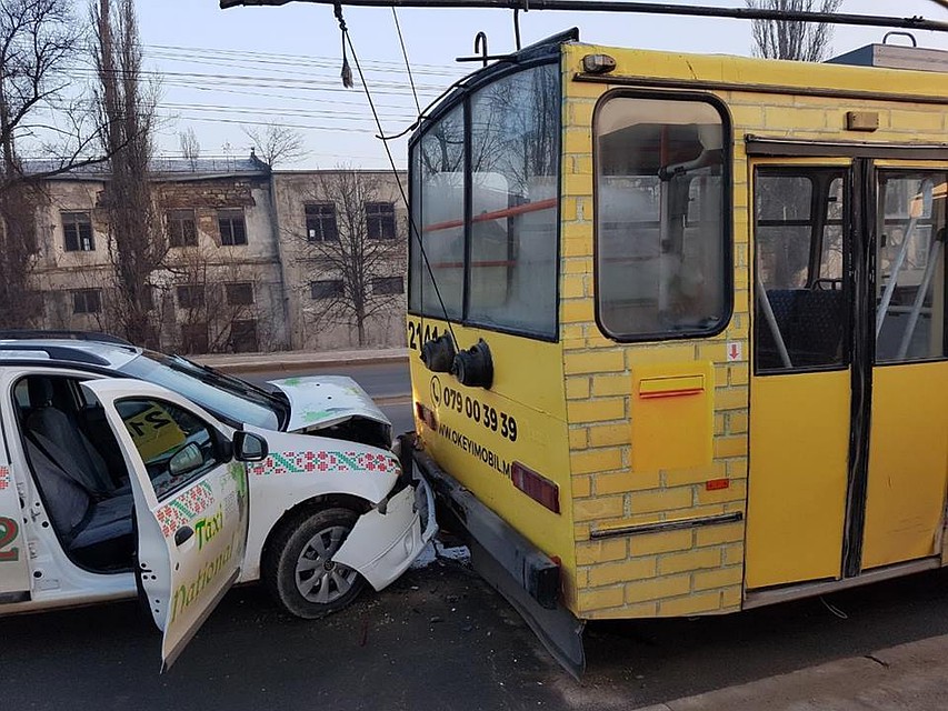 ДТП произошло на Измаильской улице