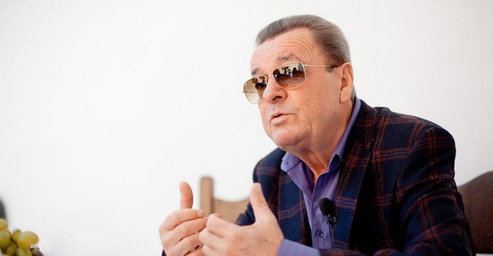 Любимый молдавский певец Штефан Петраке госпитализирован в тяжелом состоянии