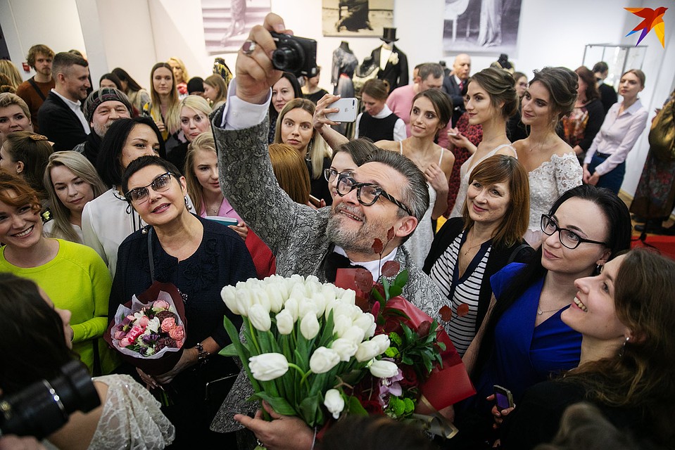 Желающих увидеть коллекцию Александра Васильева было так много, что это впечатлило самого маэстро.