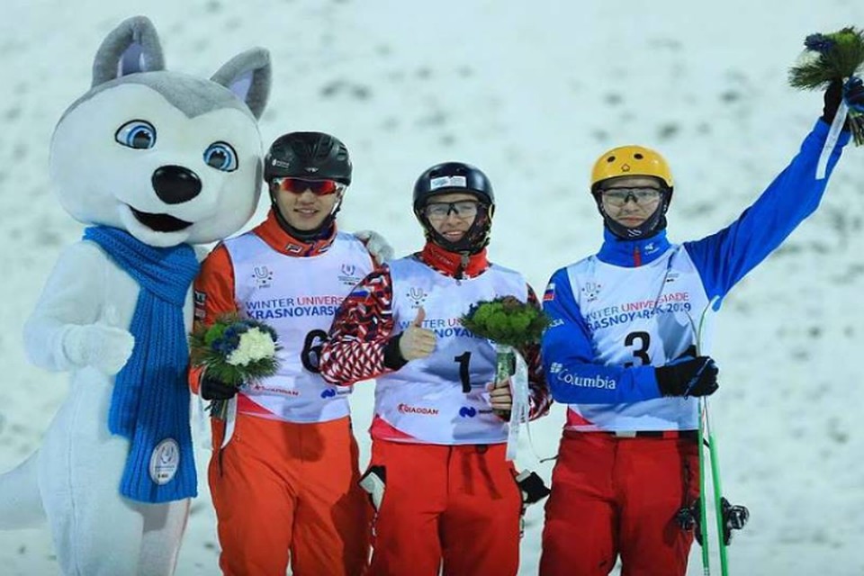 Максим выполнил ту же сложную программу, с которой недавно ездил на чемпионат мира по фристайлу в США/ФОТО: Портал органов государственной власти Ярославской области