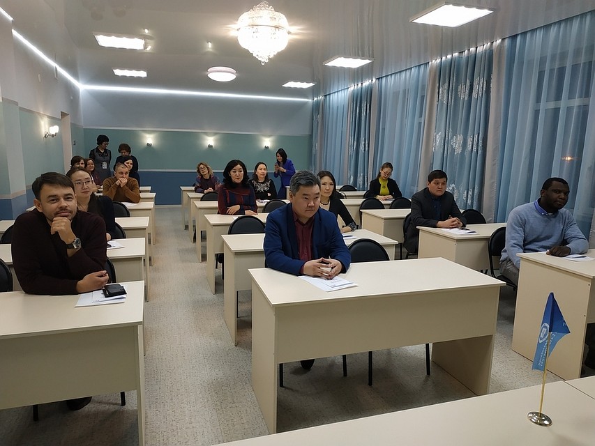 Более 20 родителей "сдали ЕГЭ"
