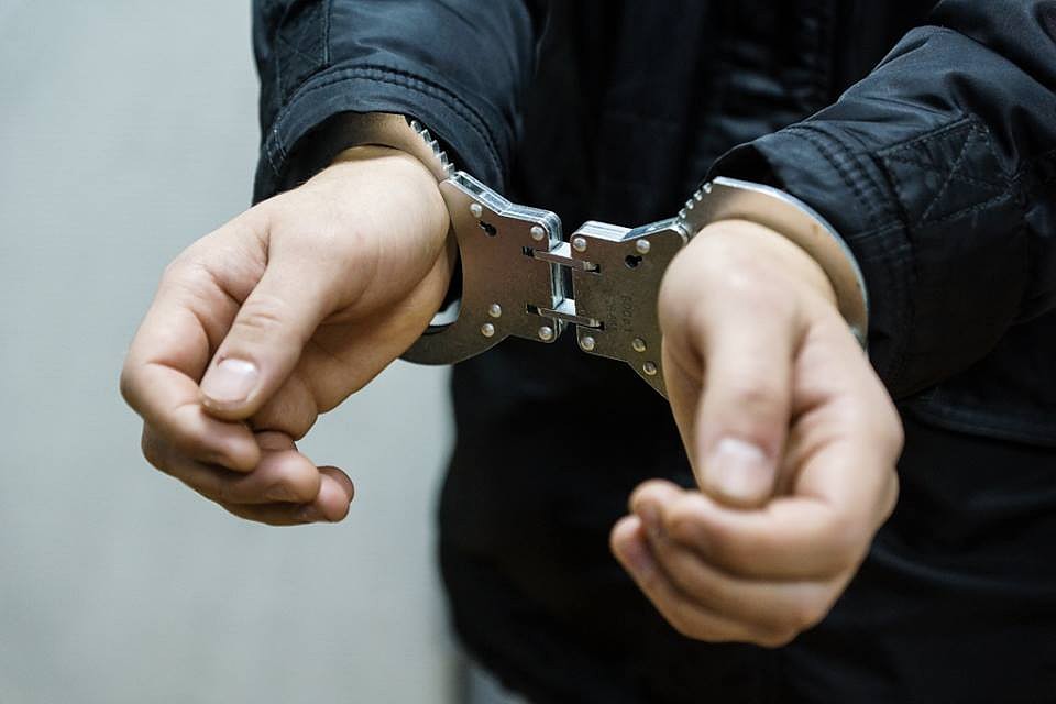 В Псковской области задержан мужчина, по вине которого после сексуальных утех в бане погибла женщина.