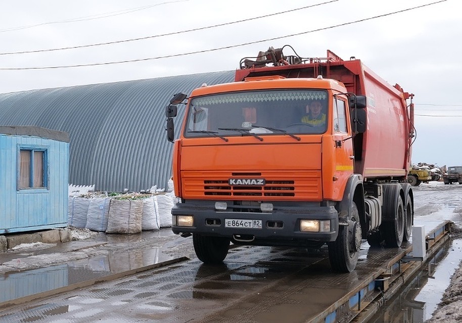Все мусоровозы, курсирующие по области, подключены к системе ГЛОНАСС