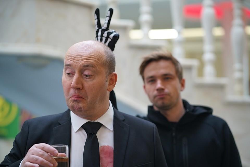 В кадре Сергей Бурунов и его коллега по съемкам Александр Петров. Фото: ТНТ/Сергей Карпенко