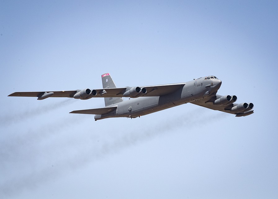 B-52H Stratofortress были доставлены в Европу в связи с предстоящими учениями НАТО в Грузии.
