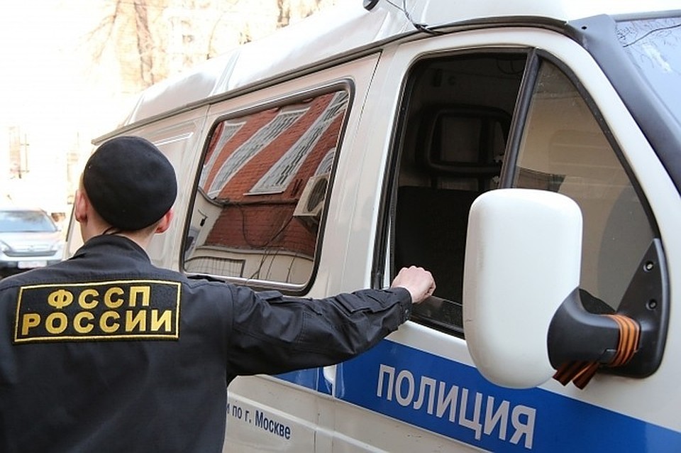 Коммерсант в Хабаровске оккупировал чужое помещение и долго отказывался его покидать