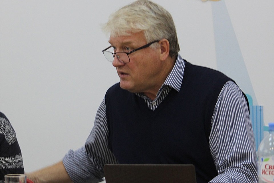 Писатель и руководитель семинара драматургии Александр Коровкин.
