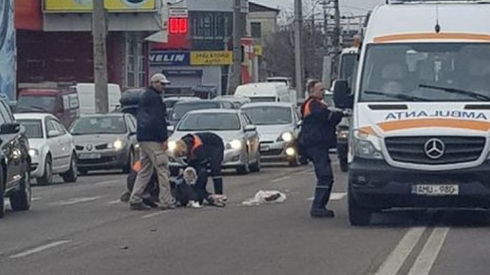 Молодого человека сбили на "зебре"