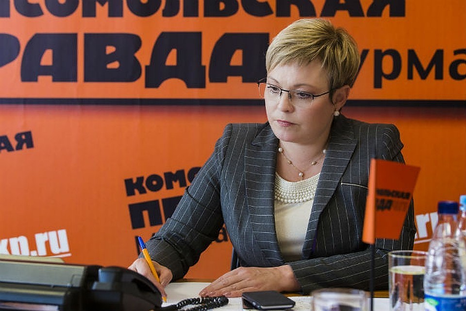 В свое время Марина Ковтун приходила на "Прямую линию" в редакцию "Комсомольской правды"-Мурманск. Фото: правительство Мурманской области