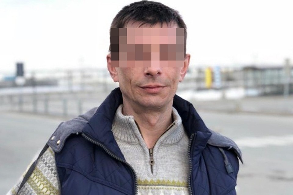 Житель Мурманска вернулся домой с небольшим опозданием после отдыха в увеселительном заведении "Шуры-Муры". Фото: Нина Романова