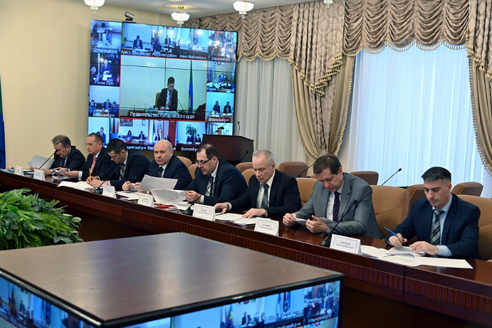 В Хабаровском крае обсудили, что мешает развитию пассажирских перевозок