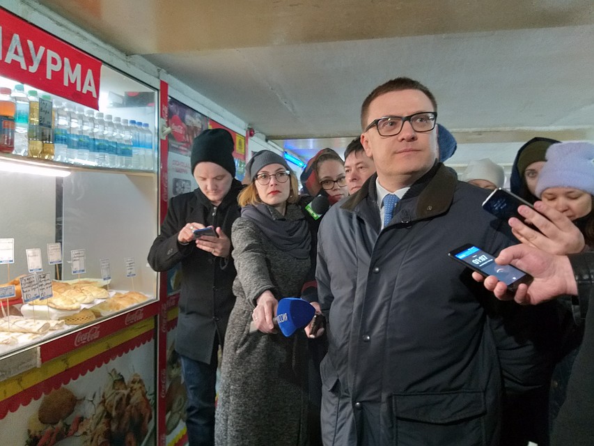 В подземке на площади Революции закрыт киоск с выпечкой, не понравившийся Алексею Текслеру.