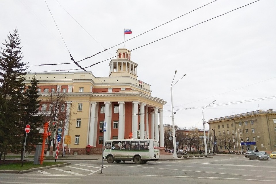 Места чиновников остаются вакантными