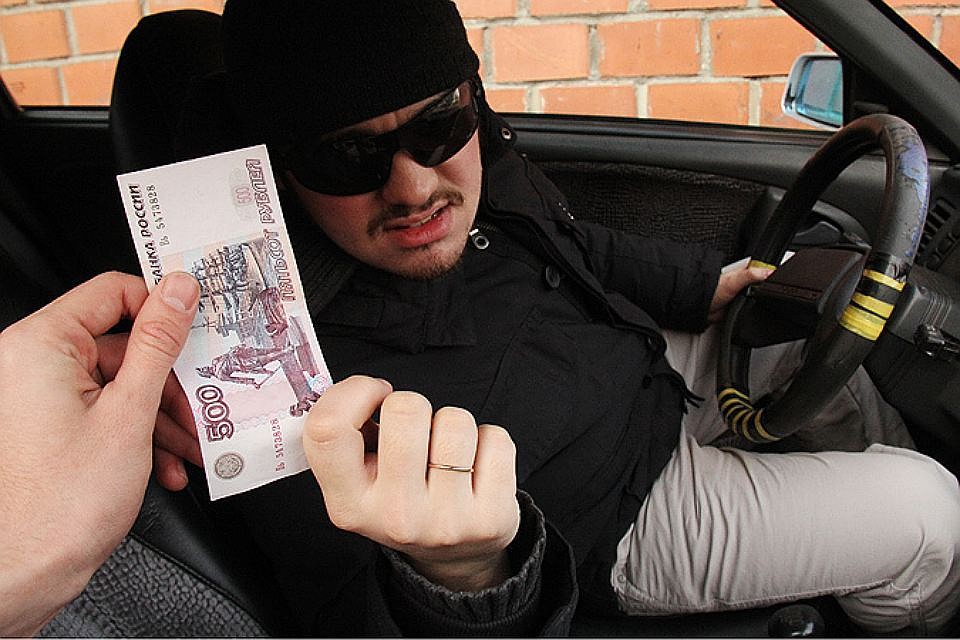 Автомобилистов просят выбирать объездные пути.