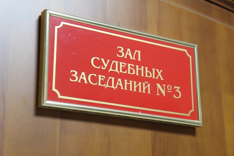 Месяц в центре временного содержания проведут осквернители могил в Бурятии.