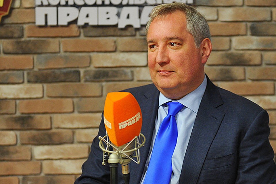 Глава Роскосмоса Дмитрий Рогозин в студии "Комсомольской правды"