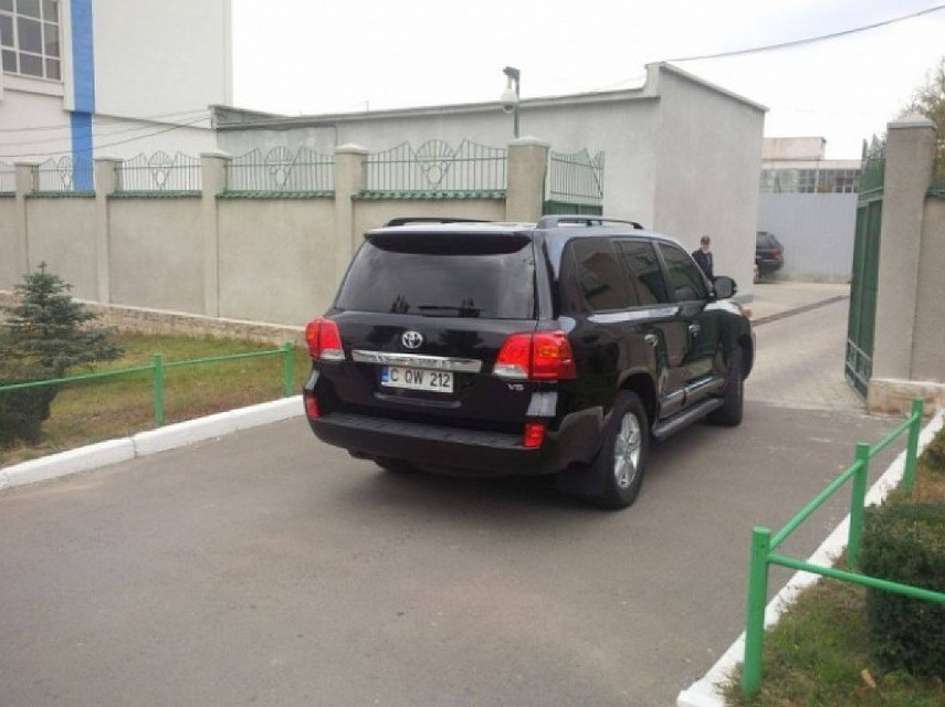 Toyota Land Cruiser 200