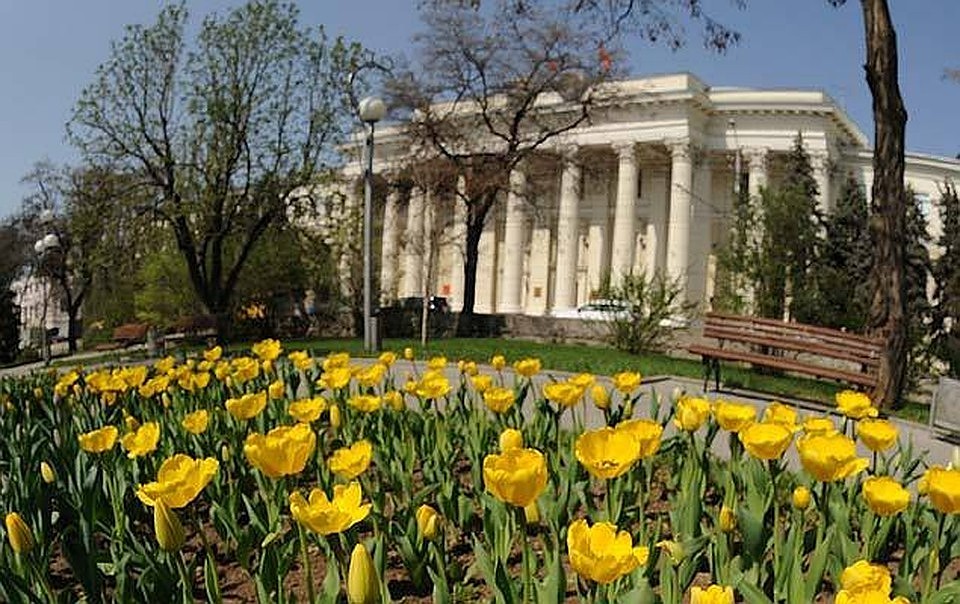 В списке "заминированных" - 17 зданий администраций.