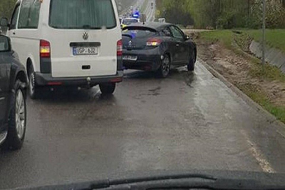 Авария с участием сразу четырех автомобилей произошла недалеко от столичного аэропорта