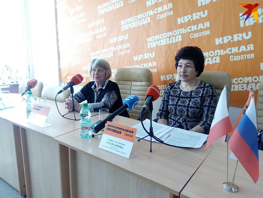 Руководитель ООО «Профилактика» Алла Полозова и заведующая 14-м инфекционным отделением горбольницы №2 Альфия Рахманова