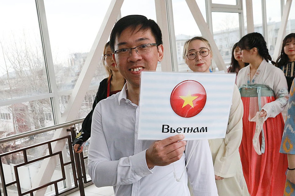 В Барнауле прошел фестиваль русского языка для иностранных студентов Фото: Олег УКЛАДОВ