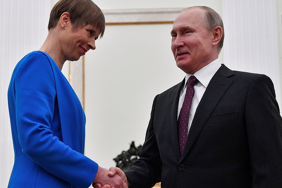 Президенты России и Эстонии Владимир Путин и Керсти Кальюлайд