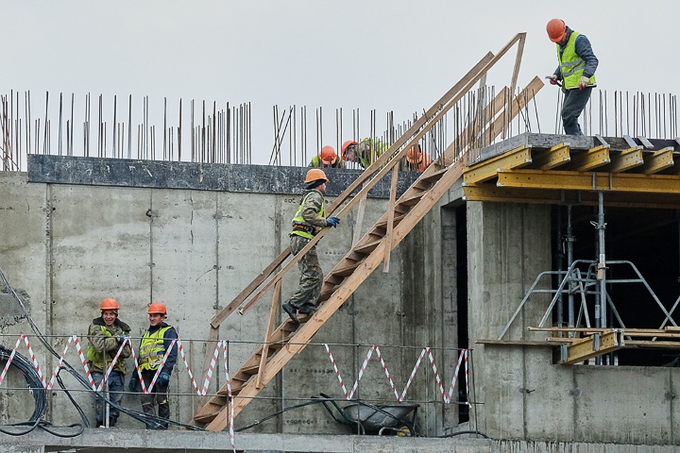 Городские власти скорректируют работу комитета по строительству