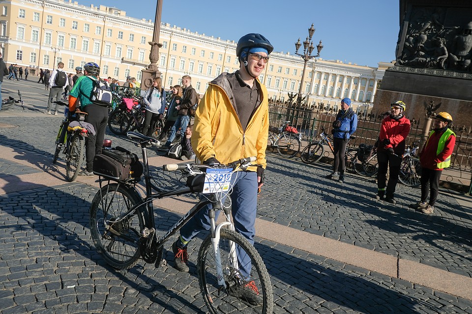 Массовый велопробег в Петербурге