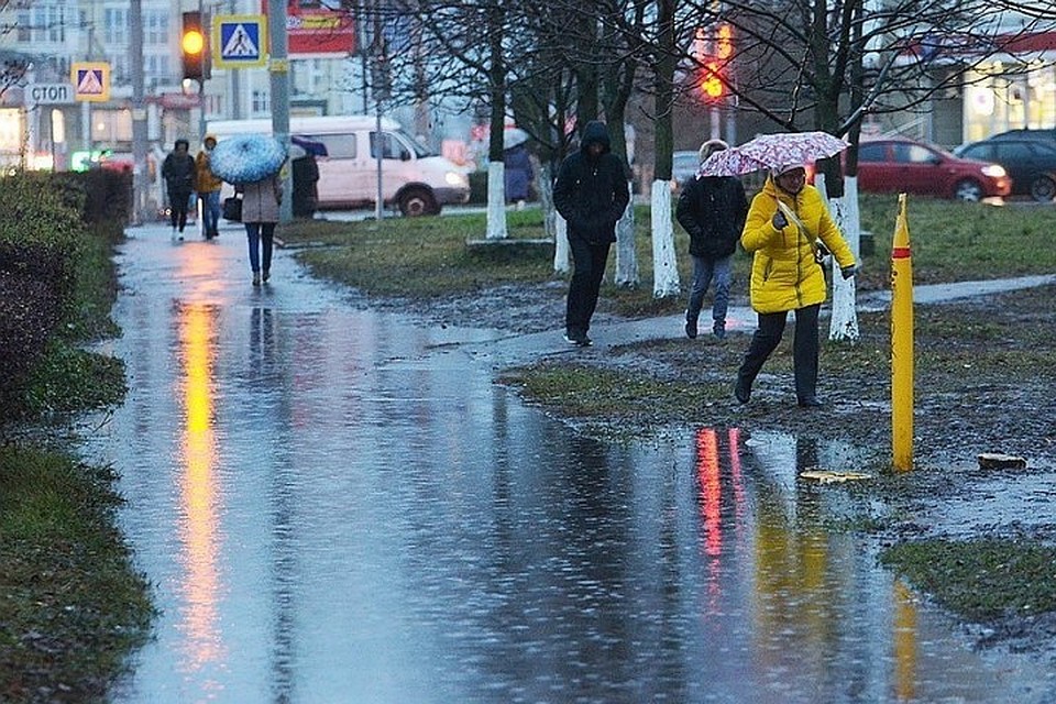 Теплая погода сменится дождями со снегом и похолоданием