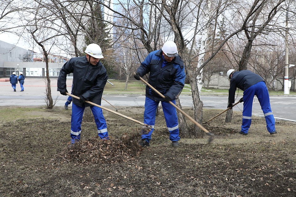 На Алтай-Коксе прошел традиционный субботник