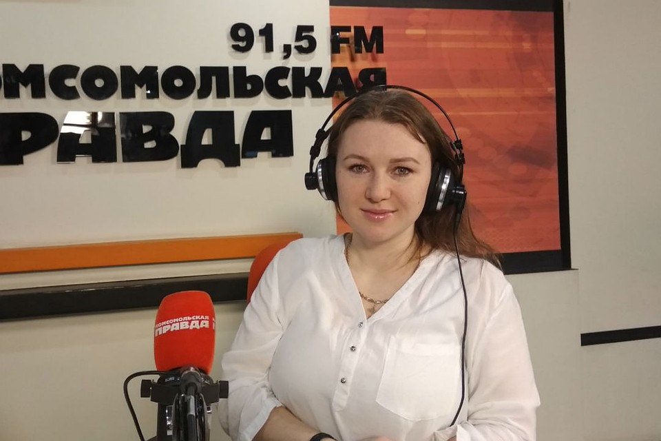 В эфире радио "Комсомольская правда" - врач-стоматолог медицинского центра "Кристалл Елена Титова.