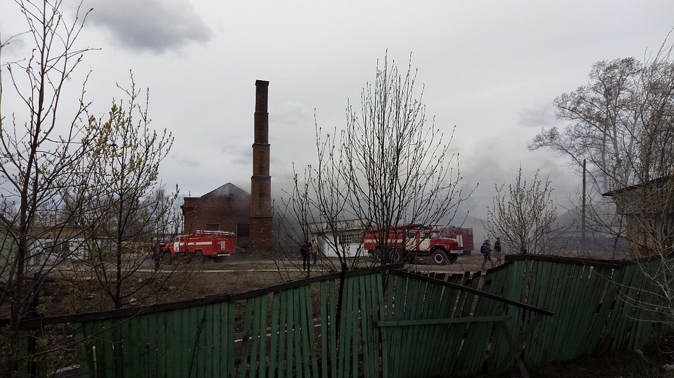 Полдня центр города был в дыму из-за пожара.
