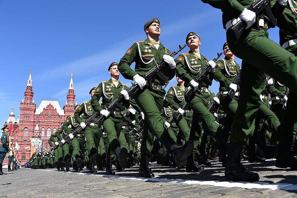 Военный парад на Красной площади 9 мая 2019 года в Москве