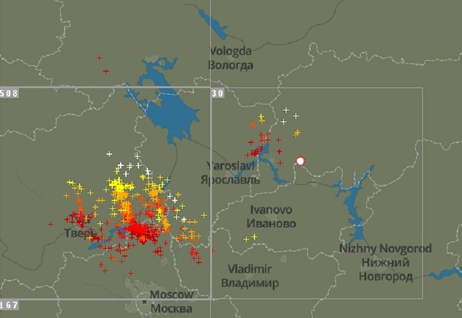 21:00. Карта грозового фронта. http://ru.blitzortung.org