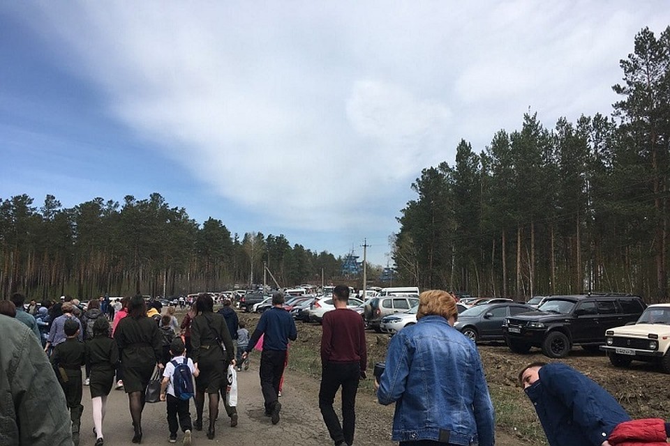 Пробка на Александровском тракте в сторону Иркутска: люди выезжают с реконструкции боя на свалке